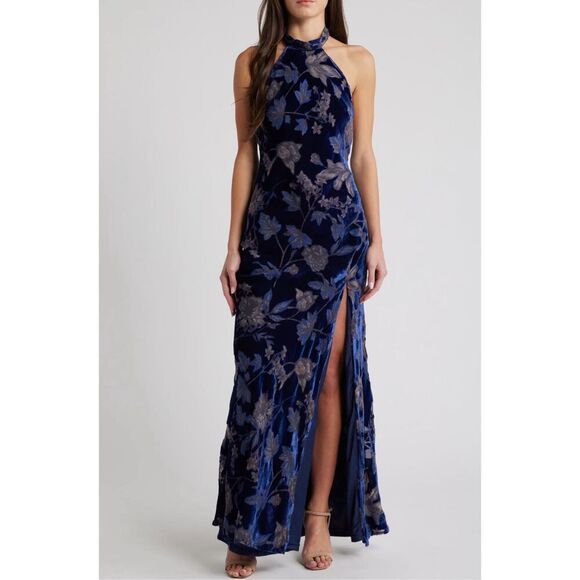 NWT Lulus Dreamy Blossom Burnout Velvet Halter Blue Maxi Gown Dress Size Medium - Picture 1 of 8